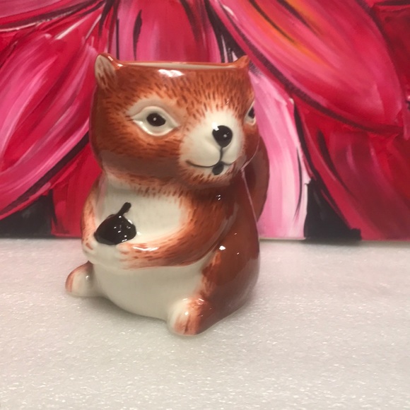 Threshold squirrel coffee cup
